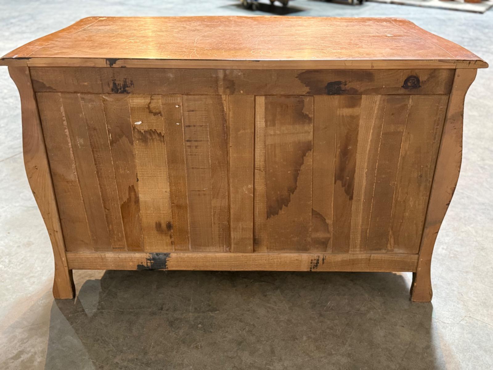Cherry wood tombeau chest of drawers