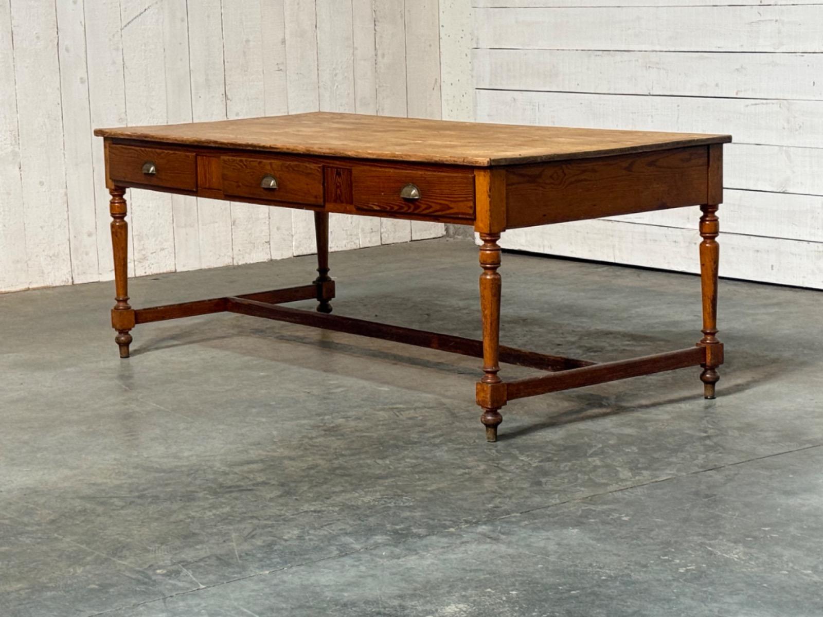Community table with 6 drawers