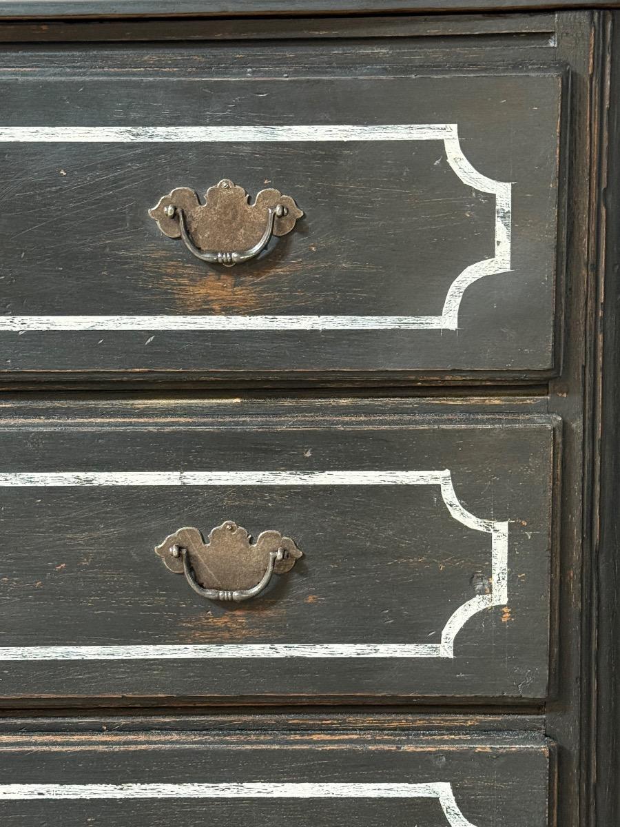 18th century painted chest of drawers 