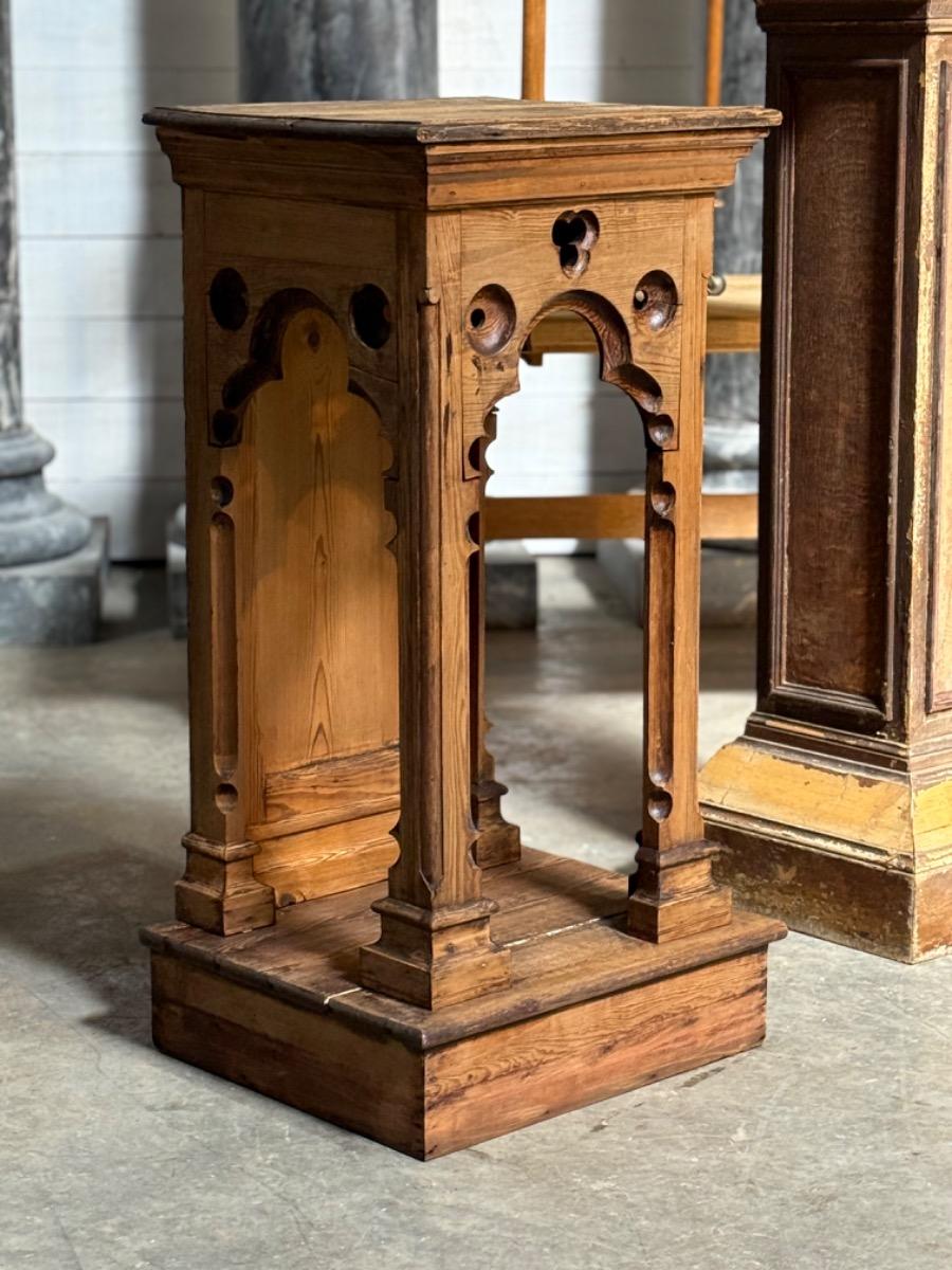 19 th century Pine wood gothic pedestal