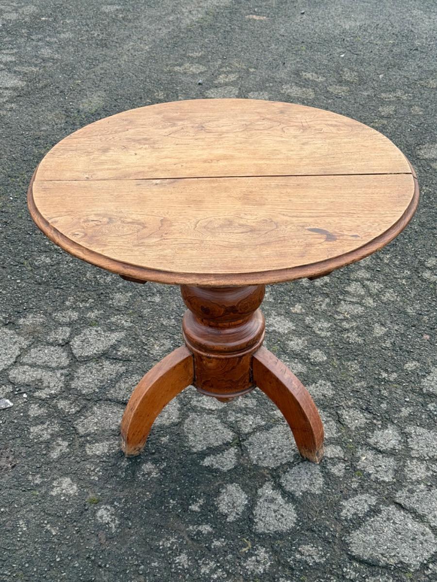 19th century elmwood tripod table