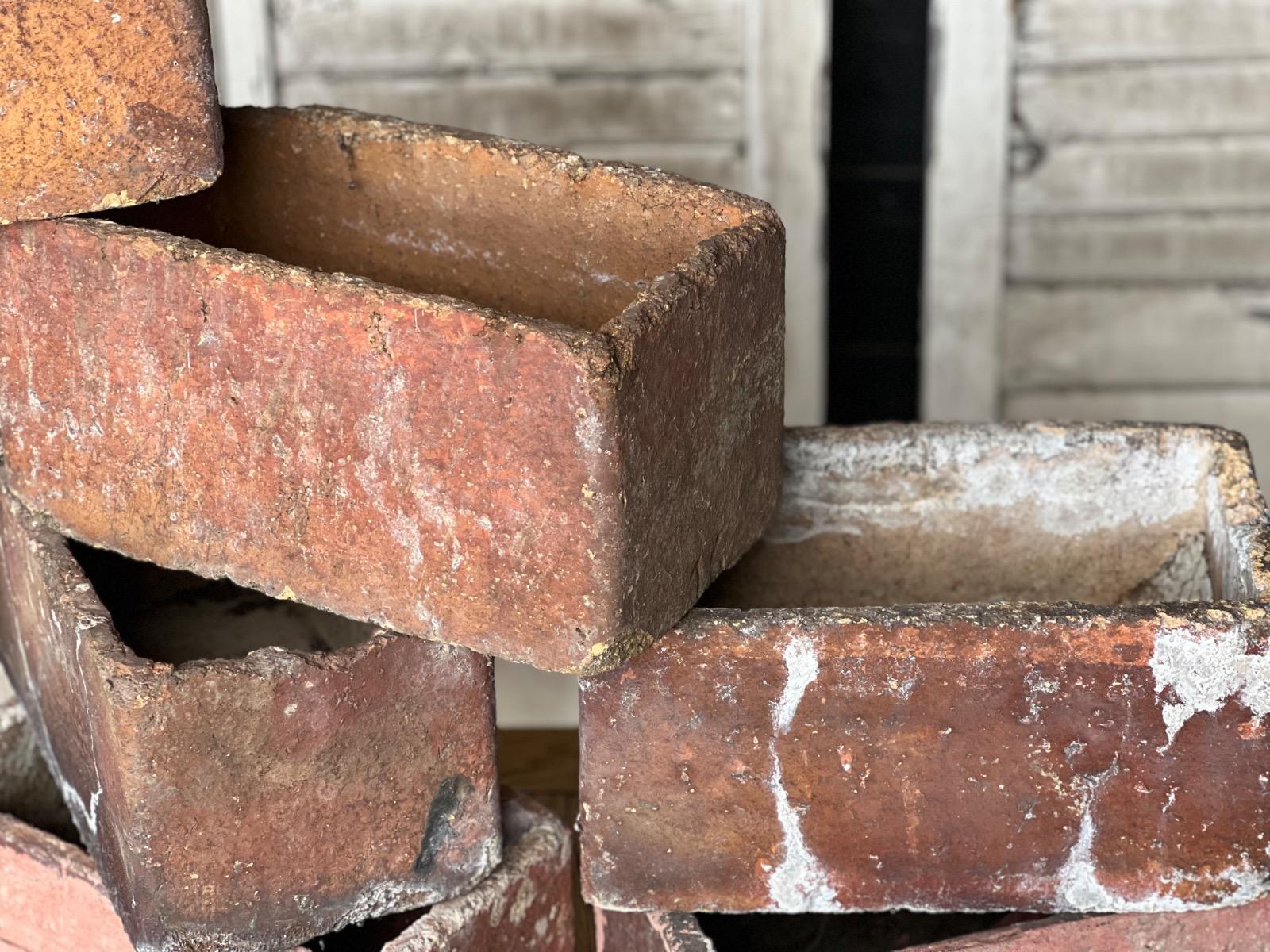 9 Jardinières en terre cuite 