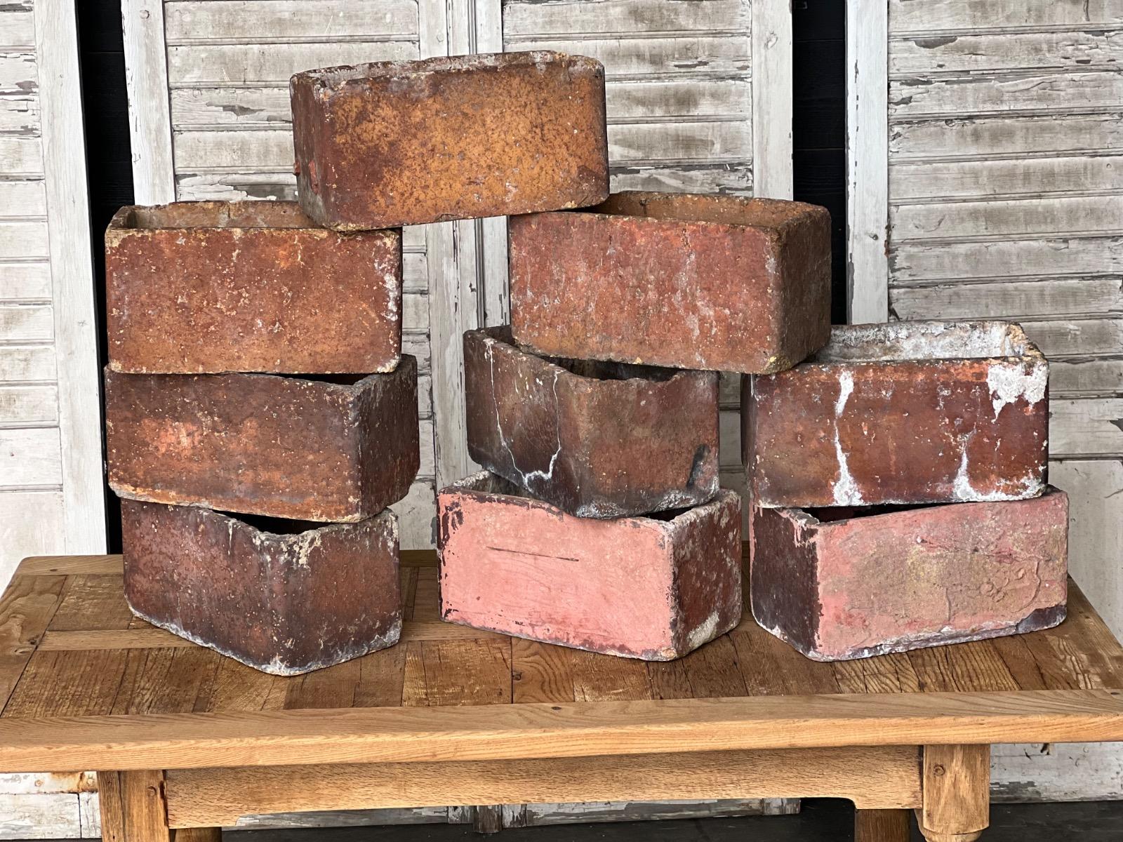 9 Jardinières en terre cuite 