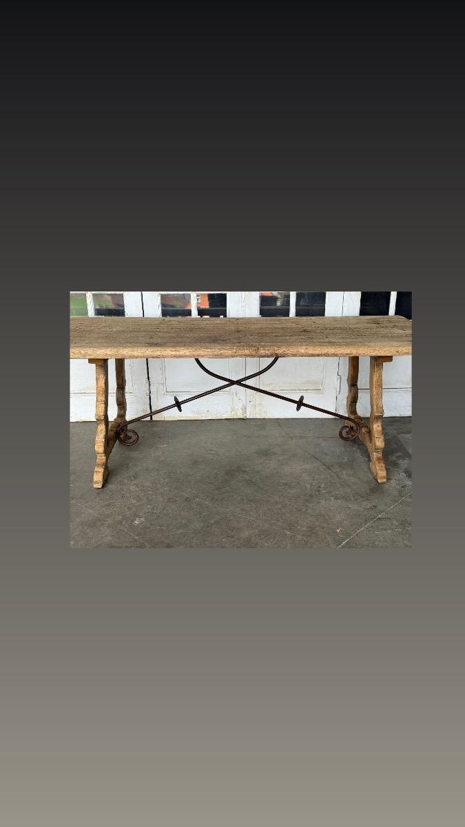 Antique oak spanish table 