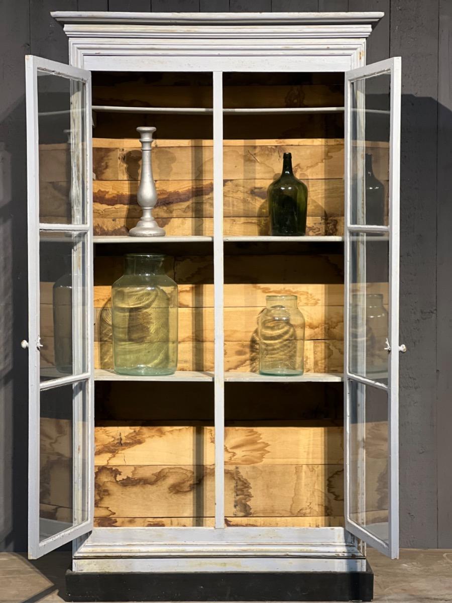 Antique shop cabinet