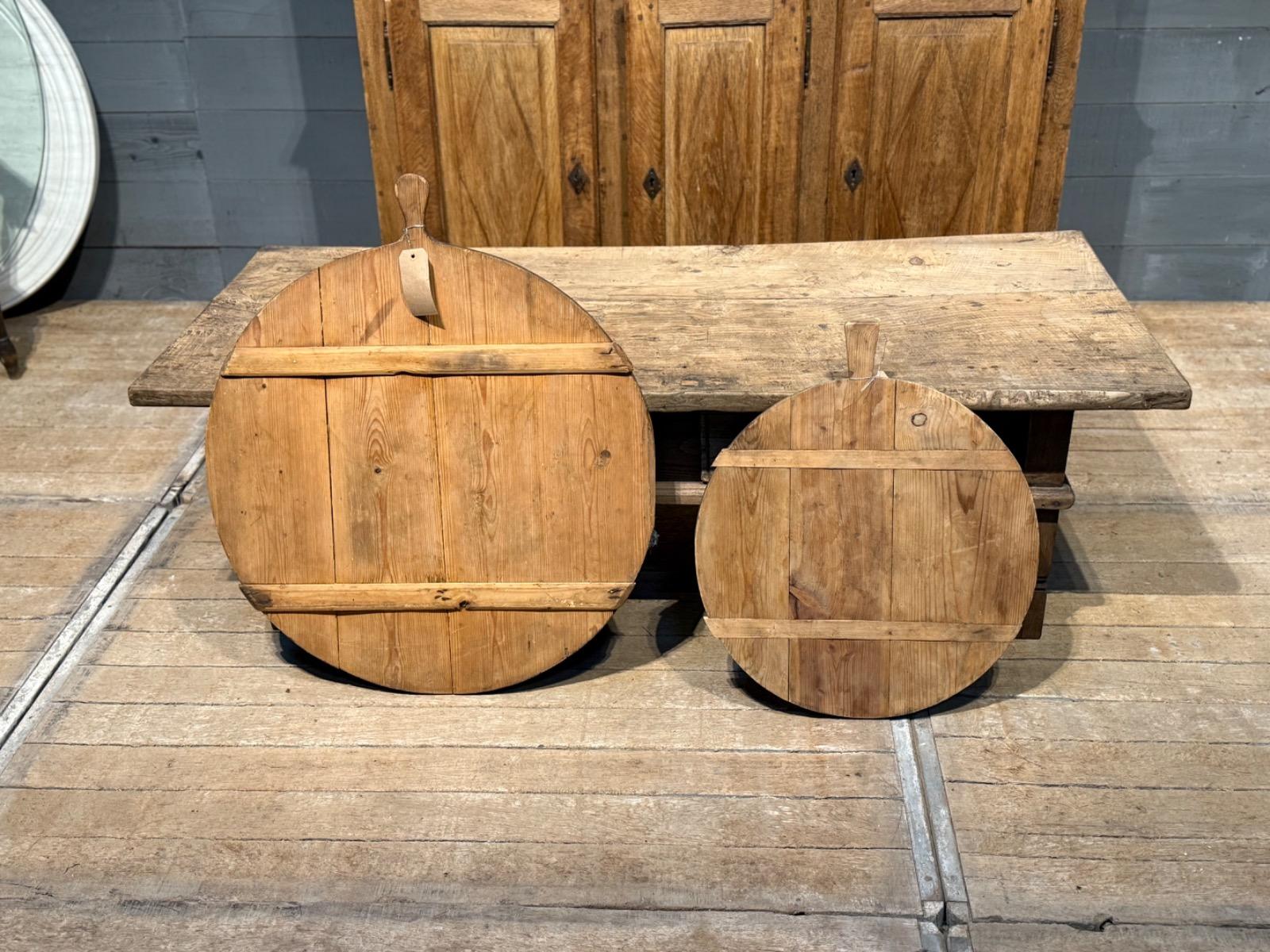 Antique wooden cutting board 