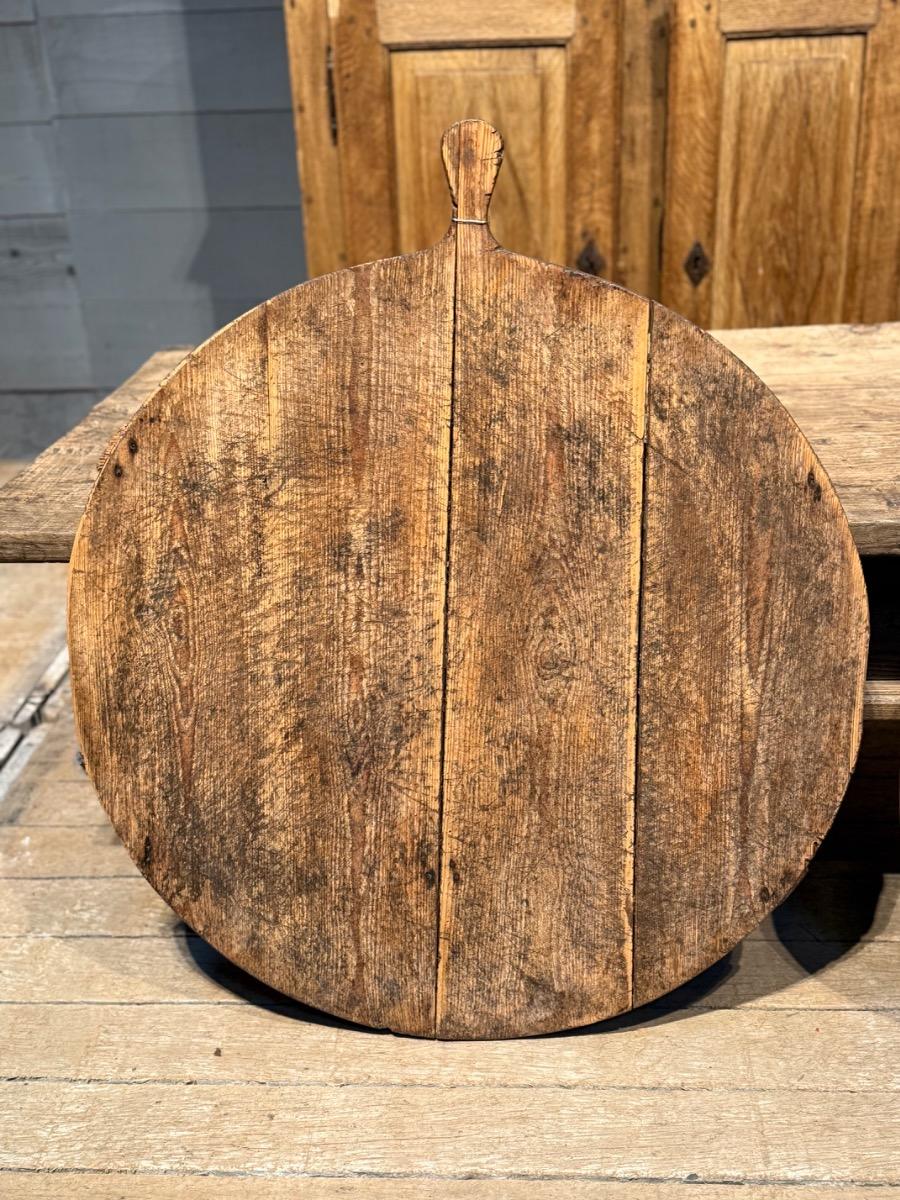 Antique wooden cutting board 