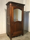 Armoire française rustique avec une porte Louis XV 18 ème siècle