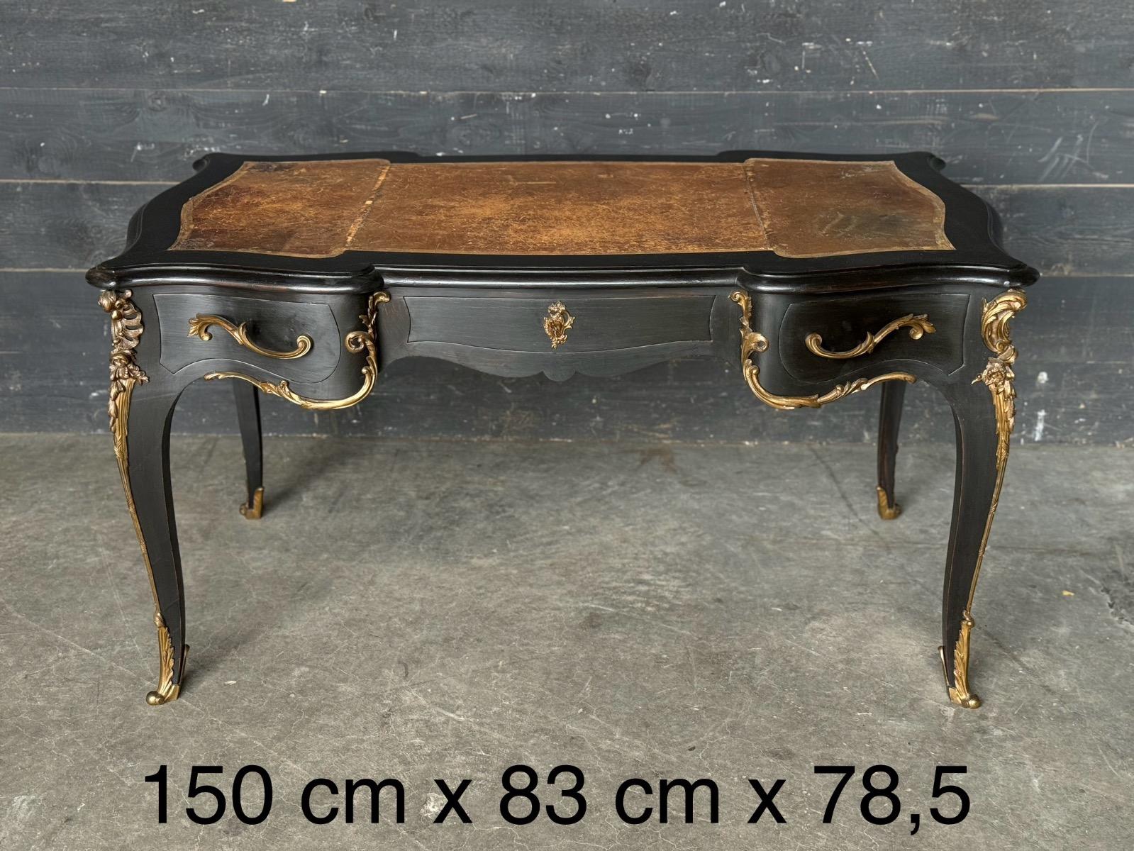 Black painted desk