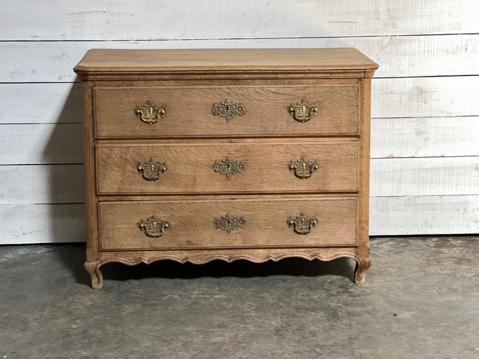 Bleached chest of drawers 