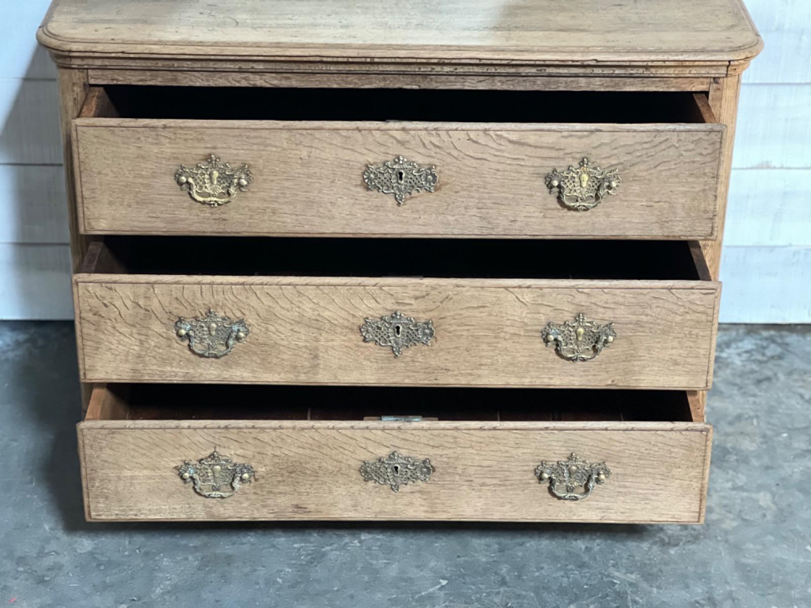Bleached chest of drawers 
