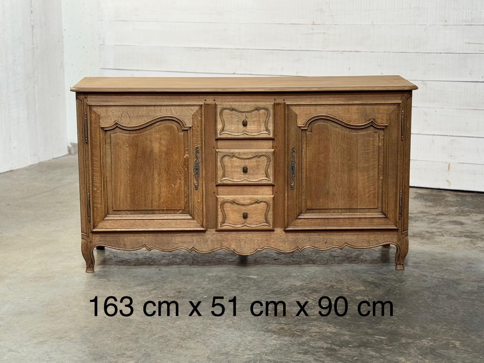 Buffet Louis XV rustic 