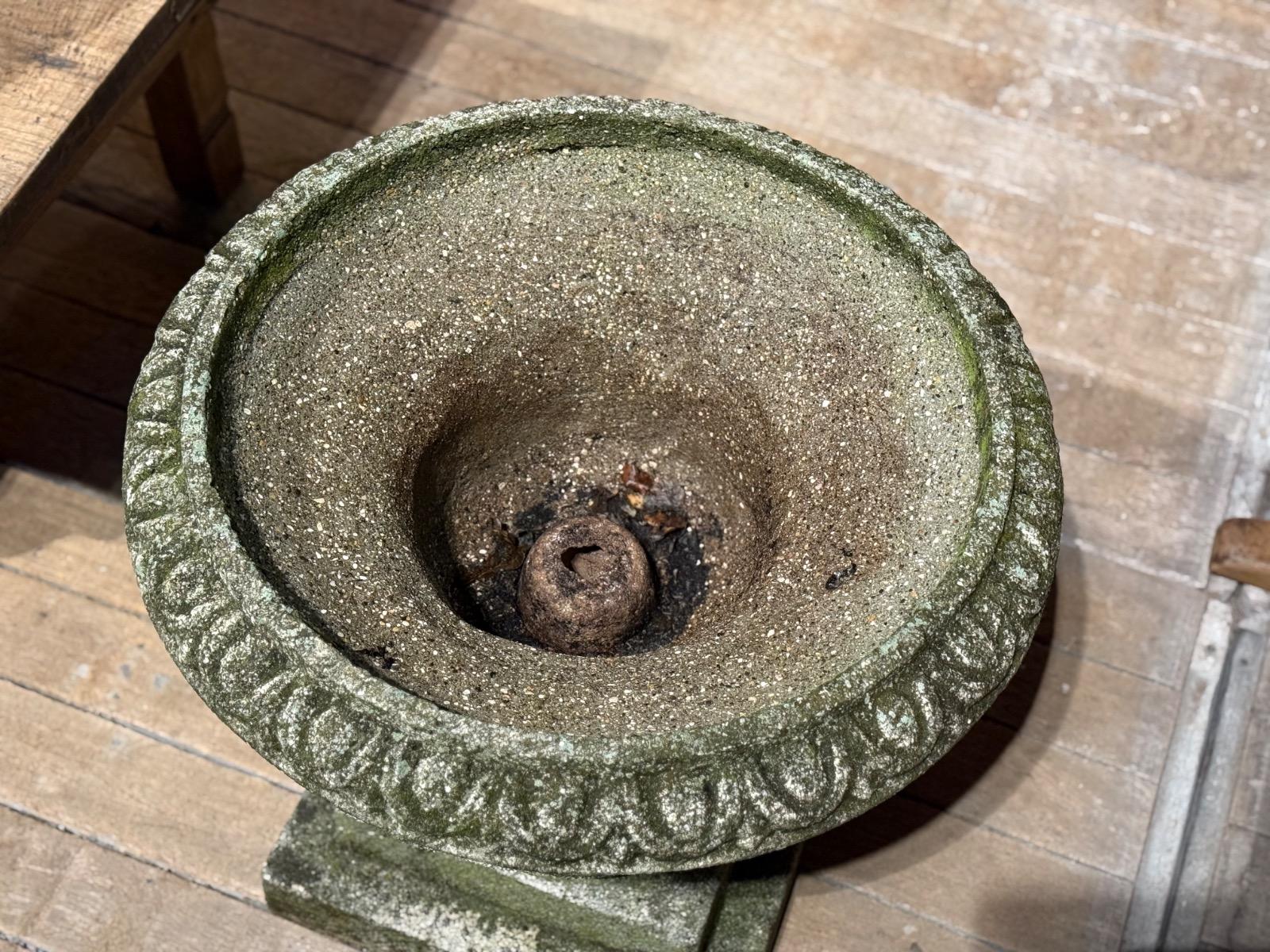 Cast stone garden urn 