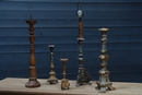 Collection d'anciens bougeoirs