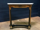 Console marbre dessus