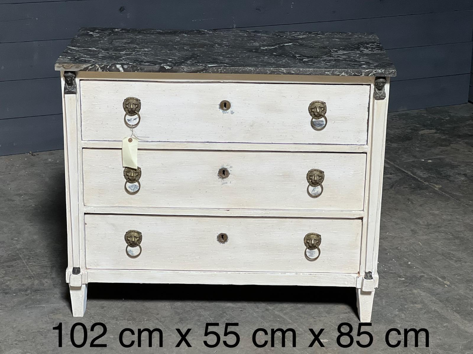 Empire chest of drawers 