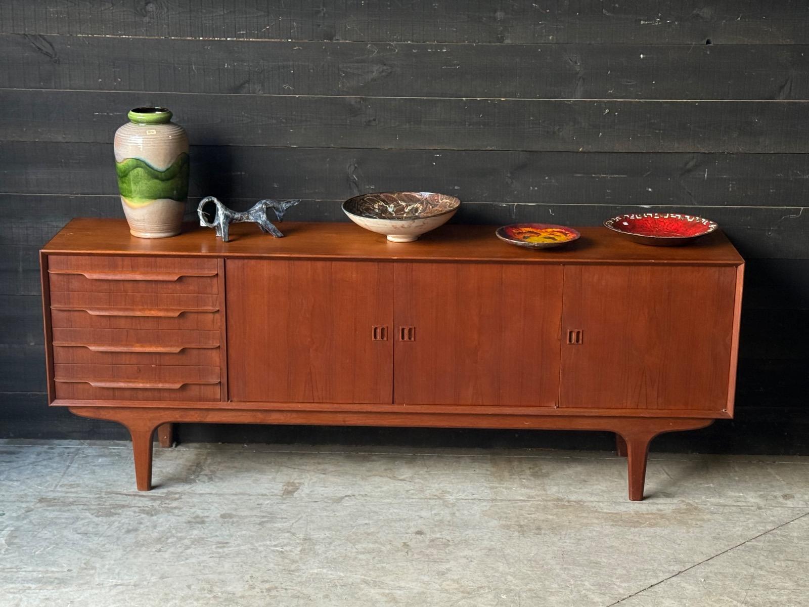 Enfilade vintage scandinave 