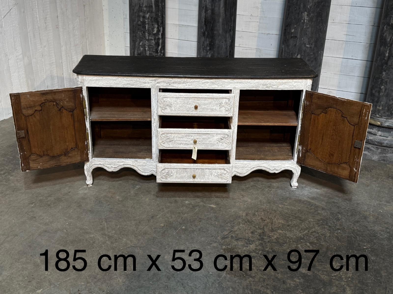 French Louis XV Style Sideboard – Early 20th Century