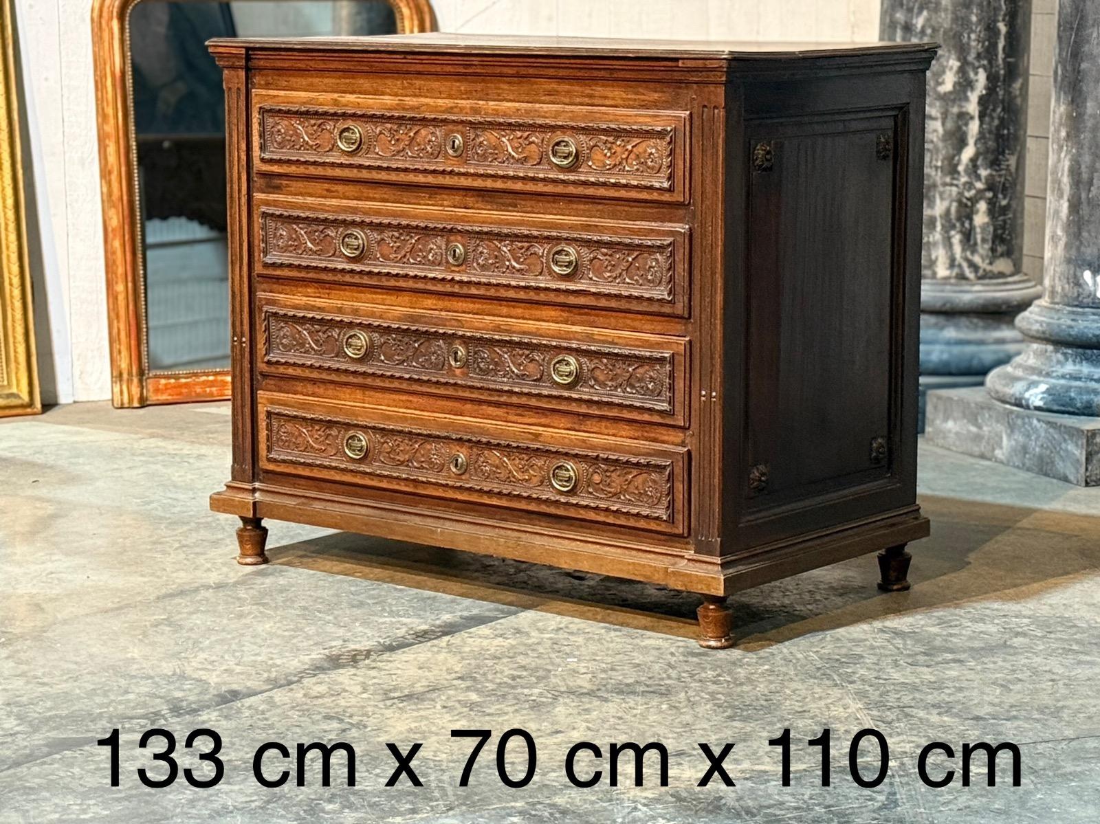 French Louis xvi oak chest of drawers 