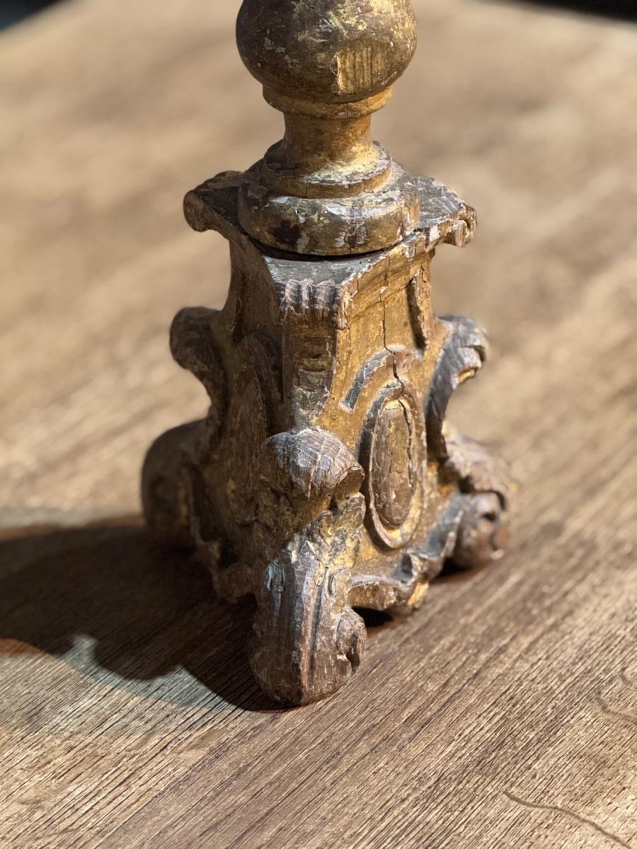 Gilt wood candlesticks 
