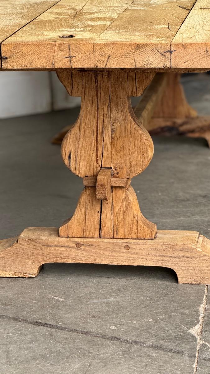 Good rustic farmhouse table 