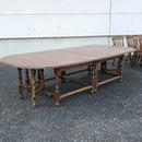 Grande table anglaise en chêne