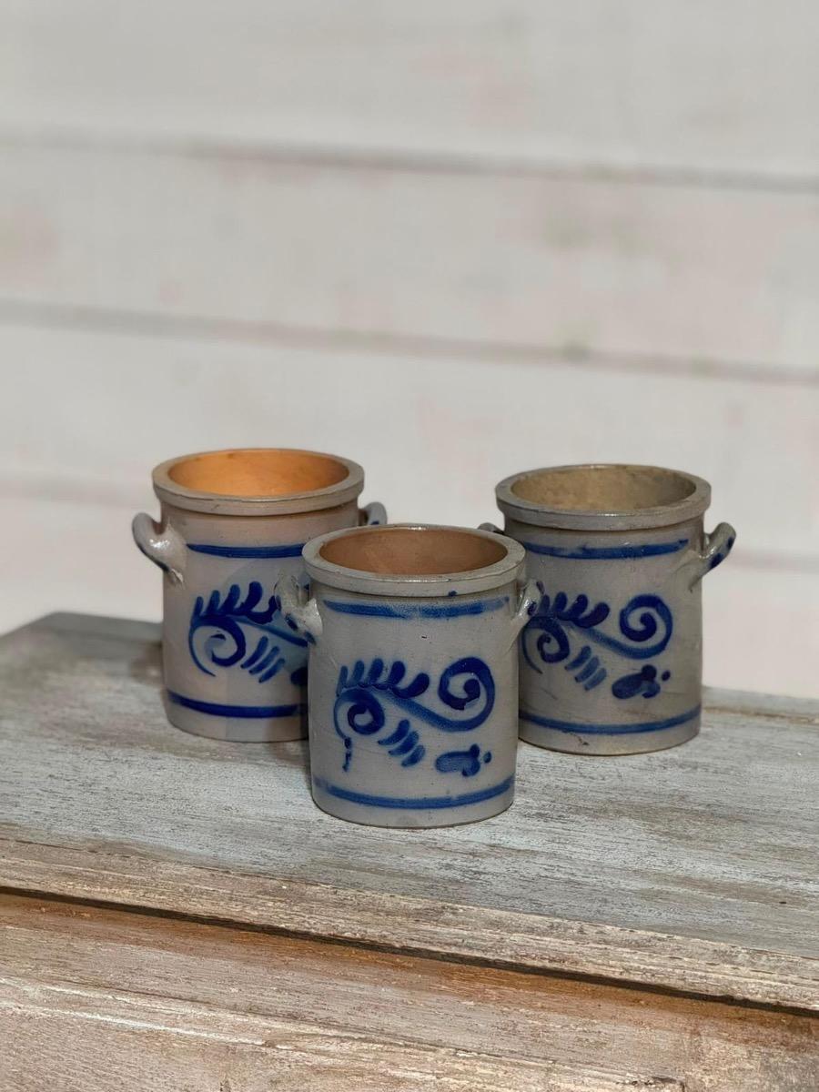 Ironstone pots 