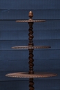 Table de service à trois plateaux en chene  style Louis 13 France