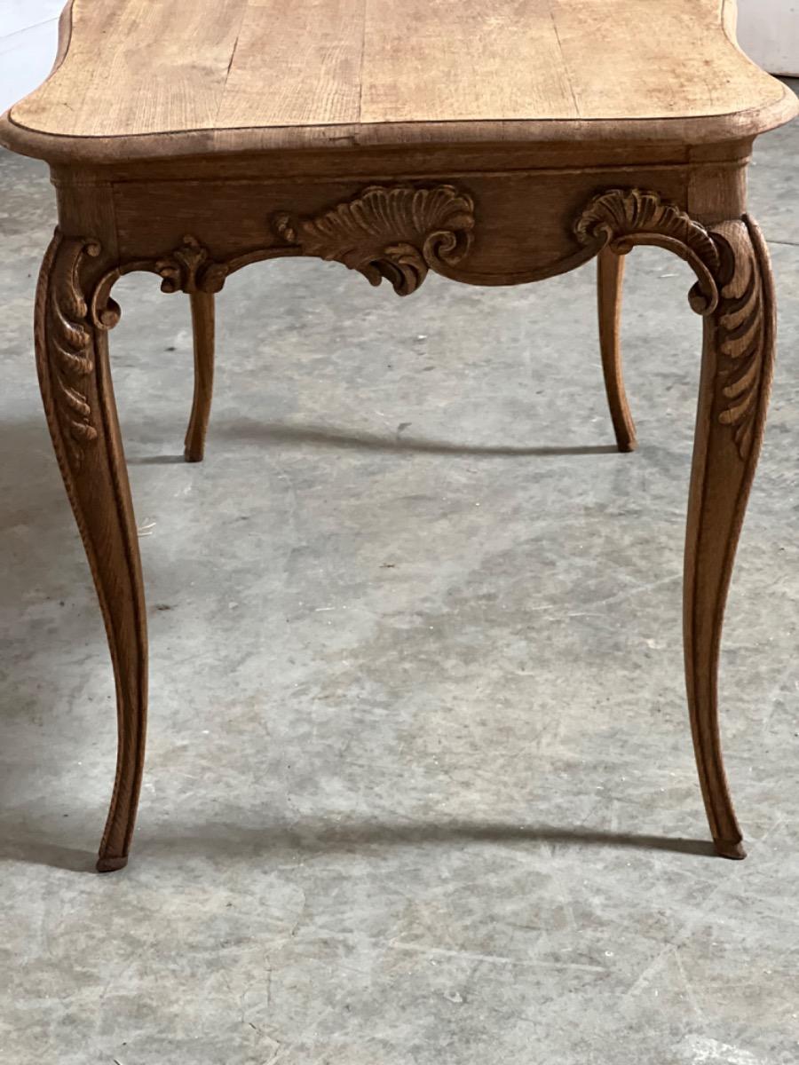 Louis xv center table in oak 