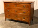 Ancienne commode style Louis XVI en noyer, 18ème siècle