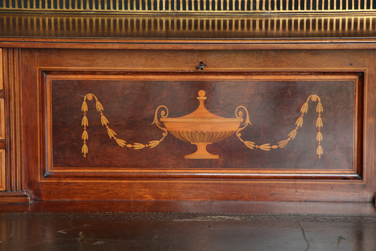 Mahogany and marquetery english desk