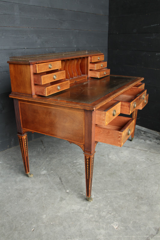 Mahogany and marquetery english desk