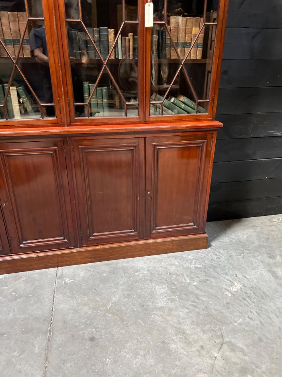 Mahogany english bookcase 