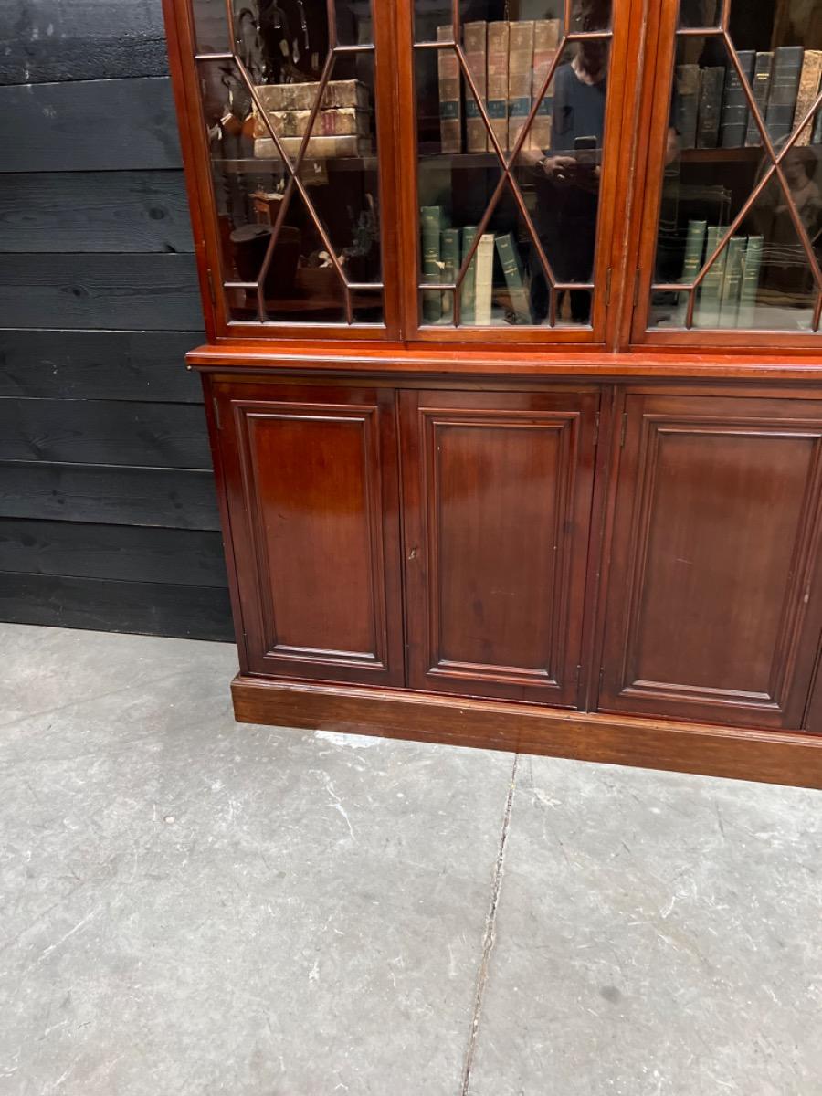 Mahogany english bookcase 