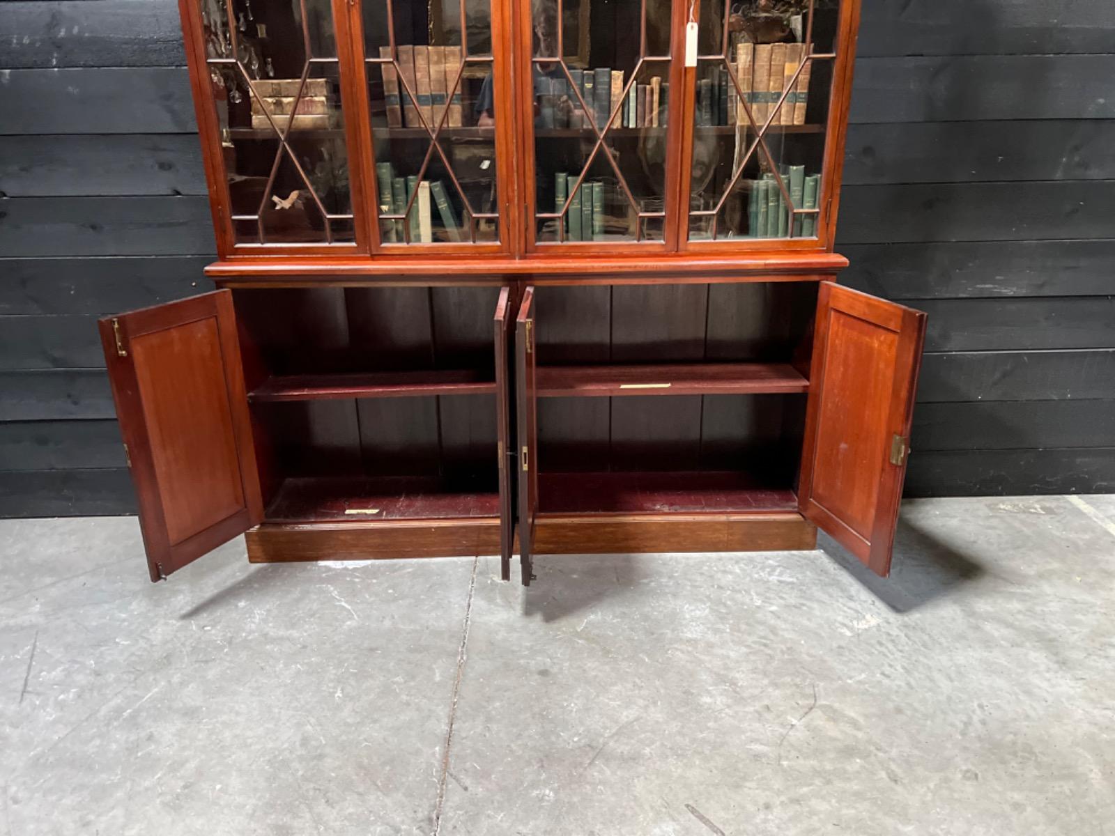 Mahogany english bookcase 