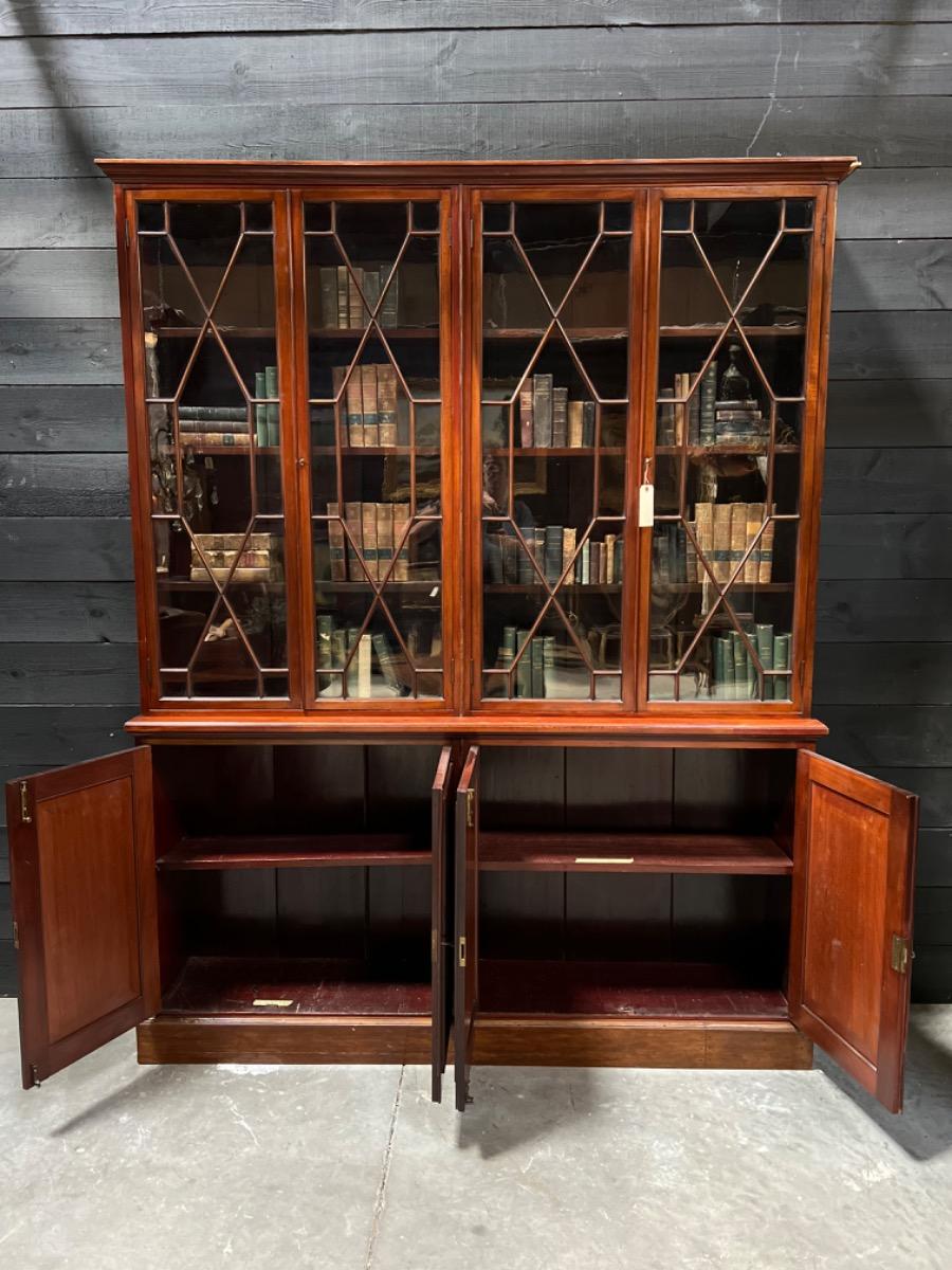 Mahogany english bookcase 