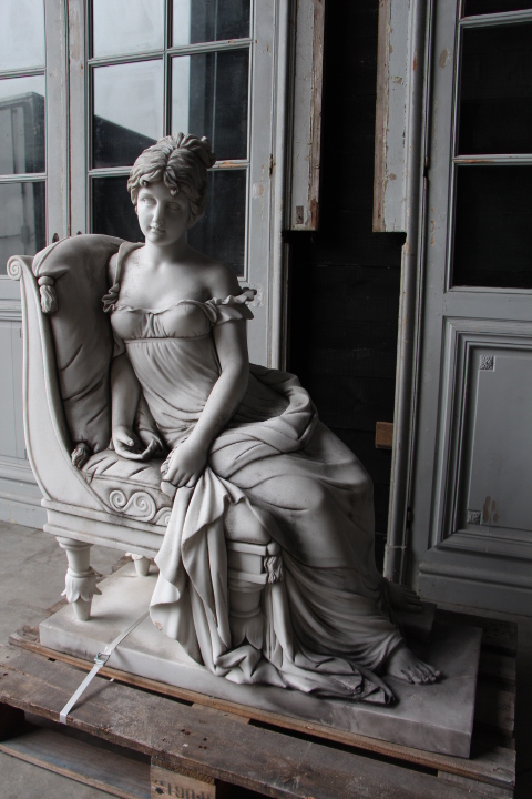 Marble statue of seating Joséphine Bonaparte