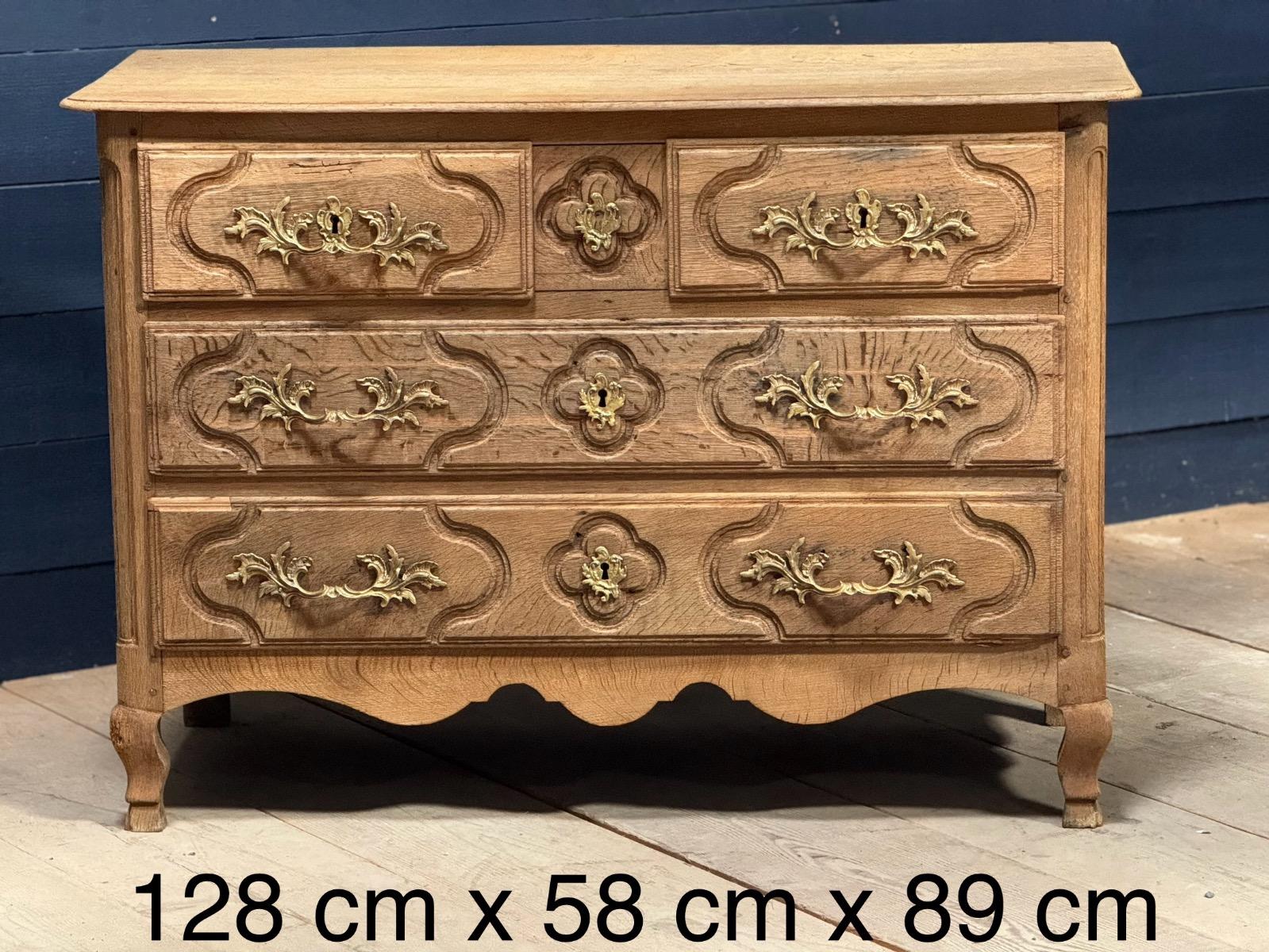 Oak Louis XIV Chest of drawers 