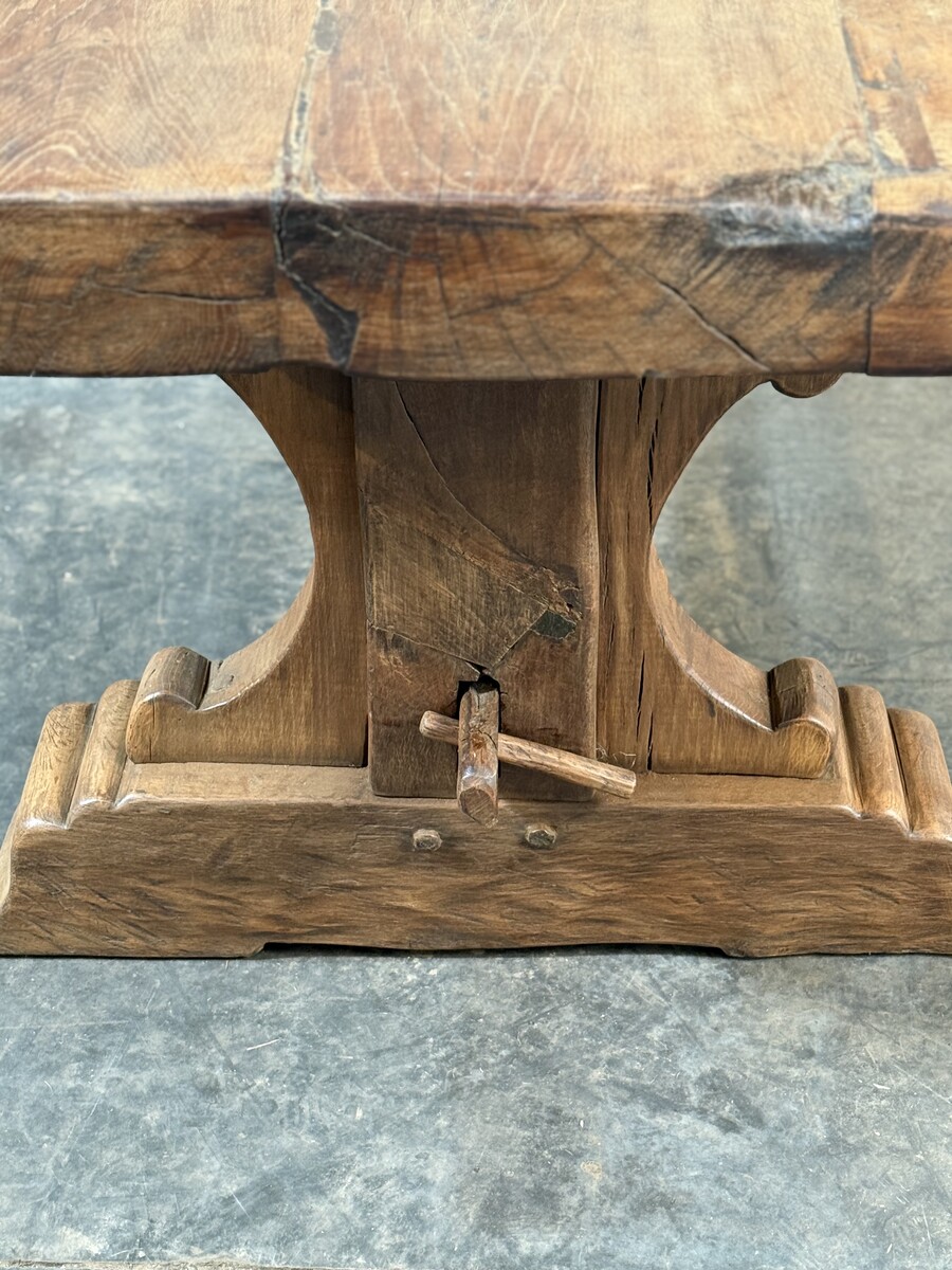 Oak rustic trestle table 