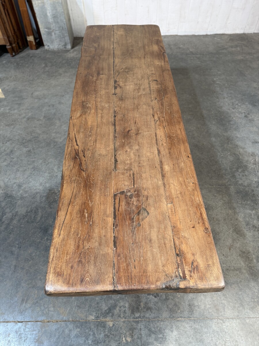 Oak rustic trestle table 