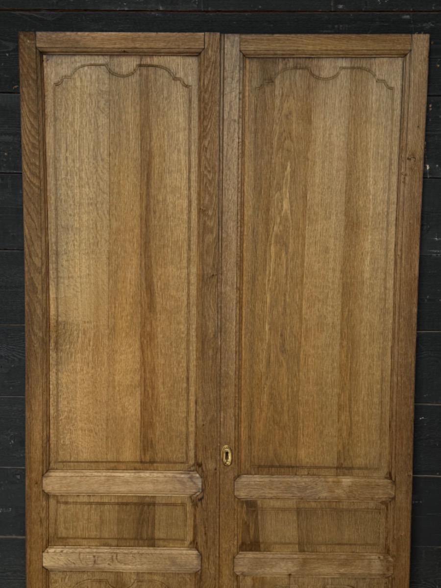 Pair of bleached oak dubble doors
