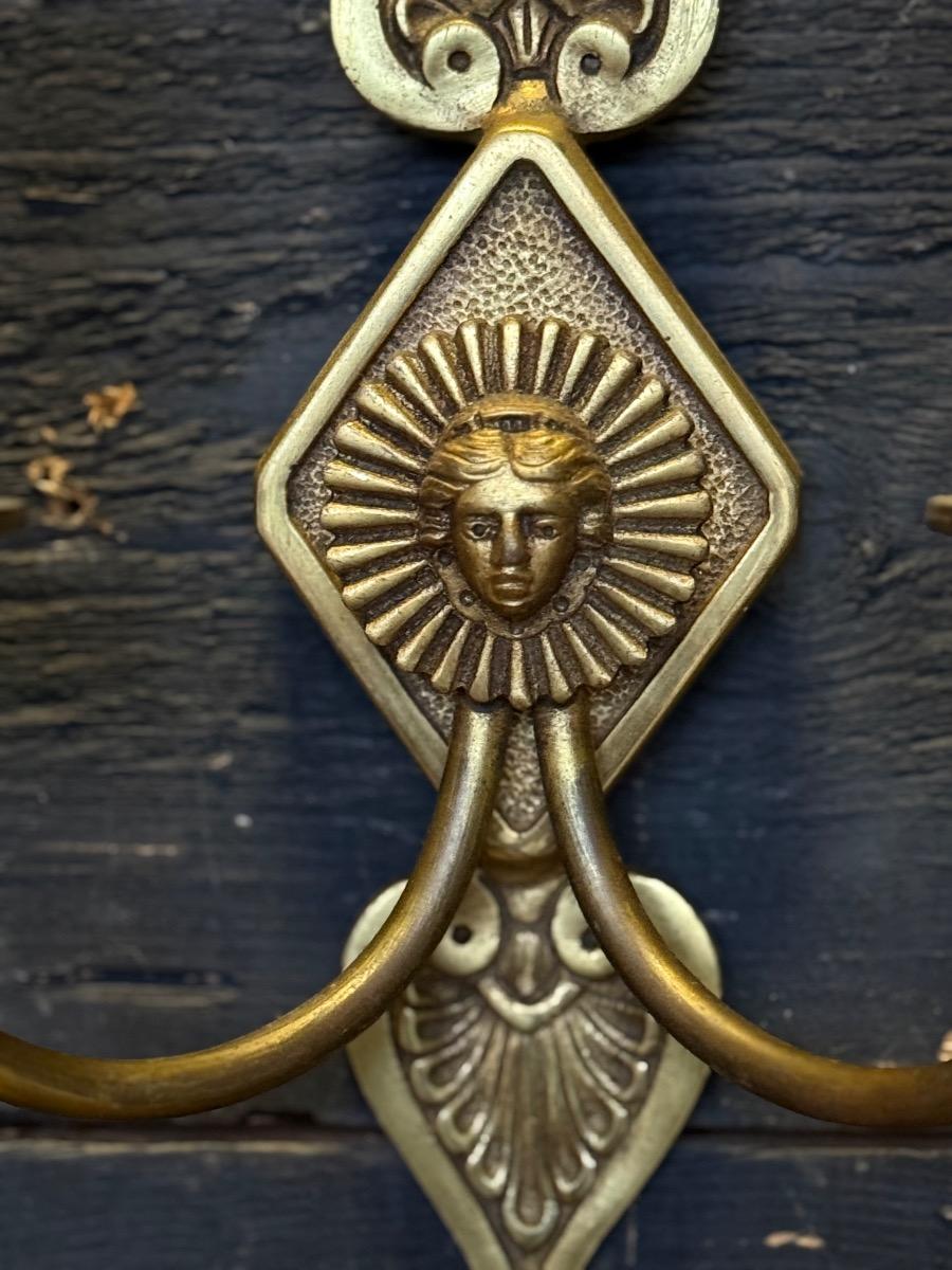 Pair of brass wall lights 