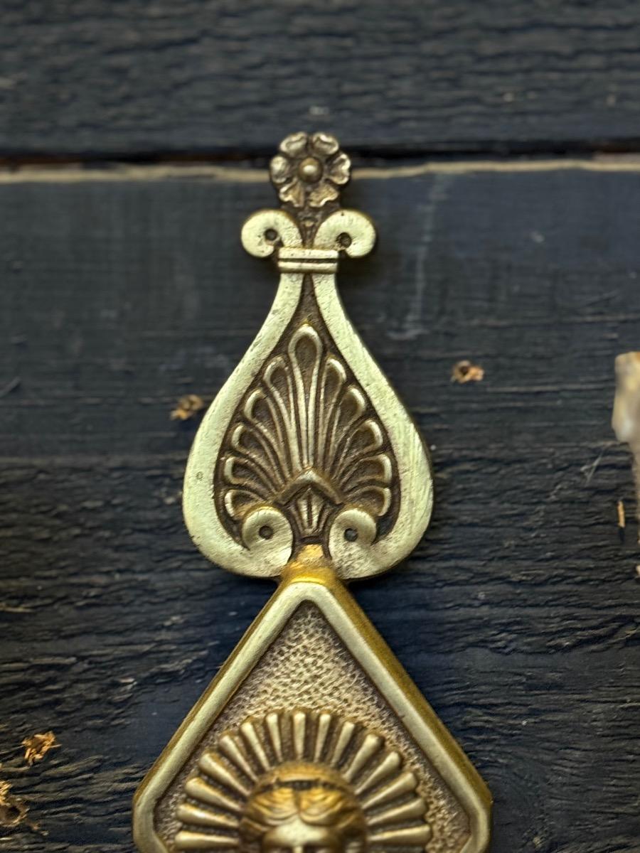 Pair of brass wall lights 