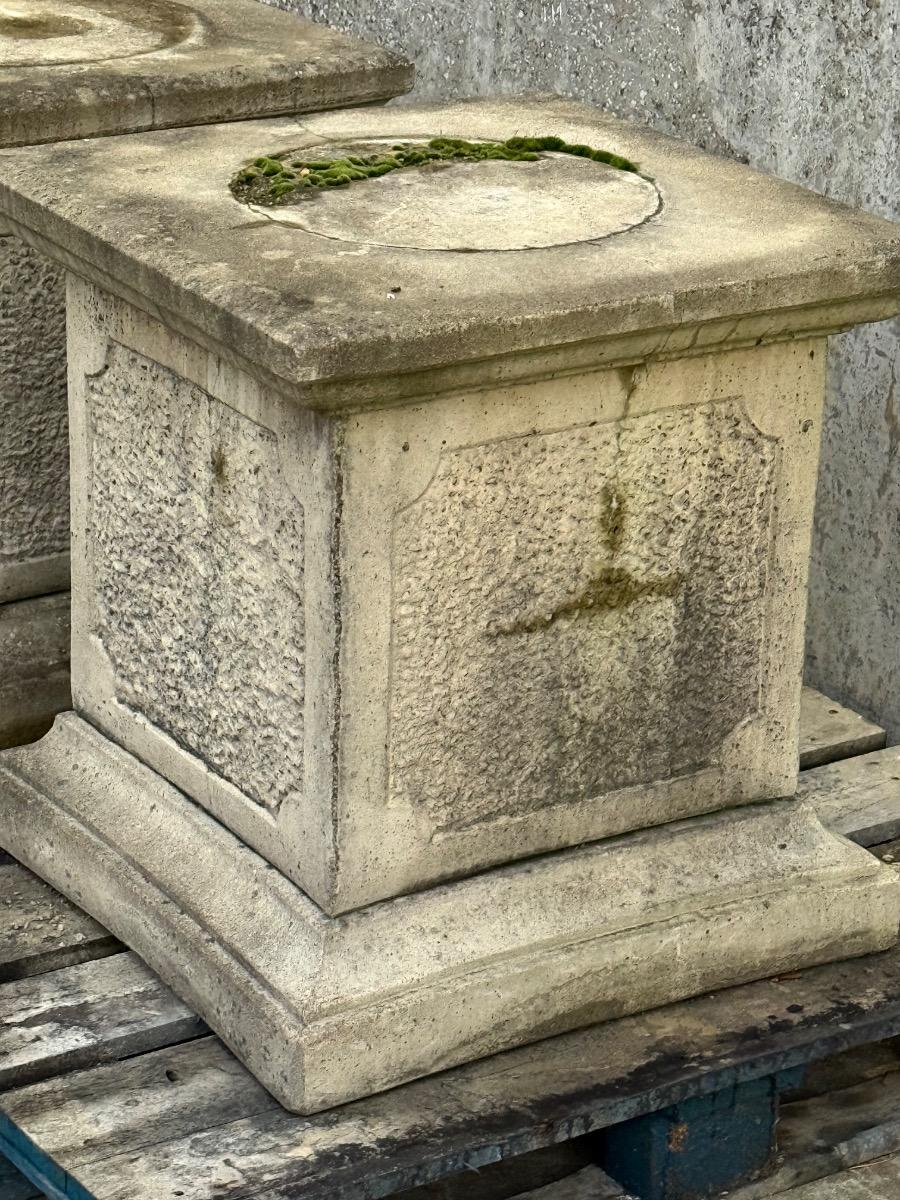 Pair of concrete pedestals 