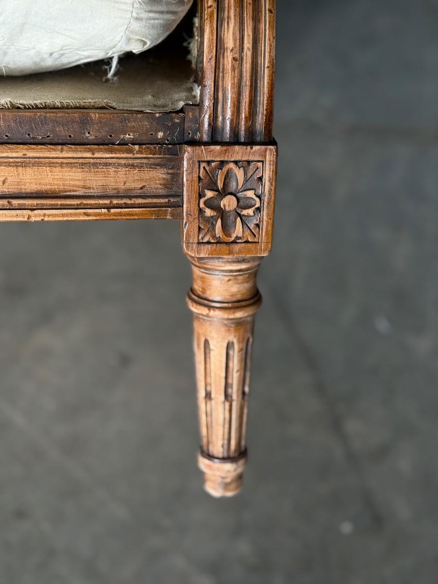 Pair of french Louis XVI Bergères circa 1930-1940
