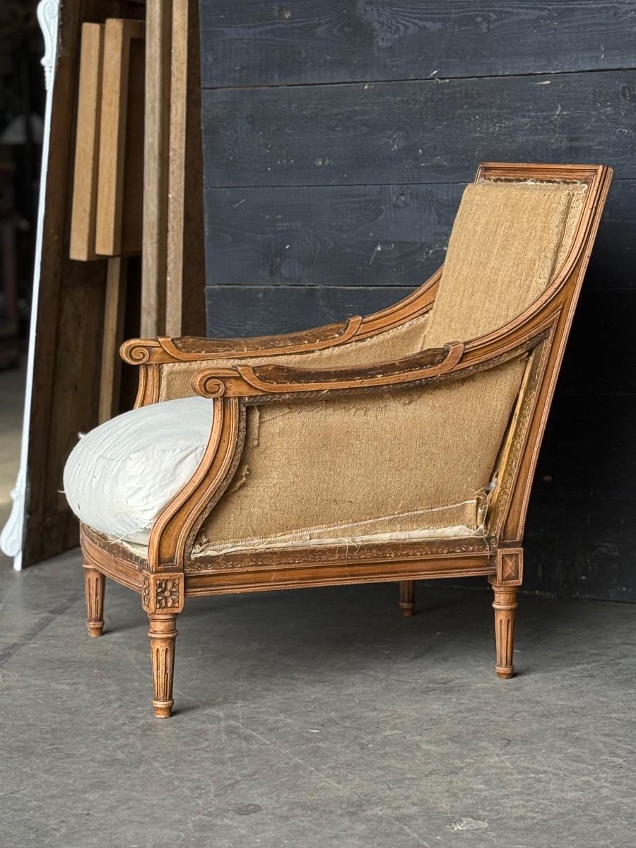 Pair of french Louis XVI Bergères circa 1930-1940