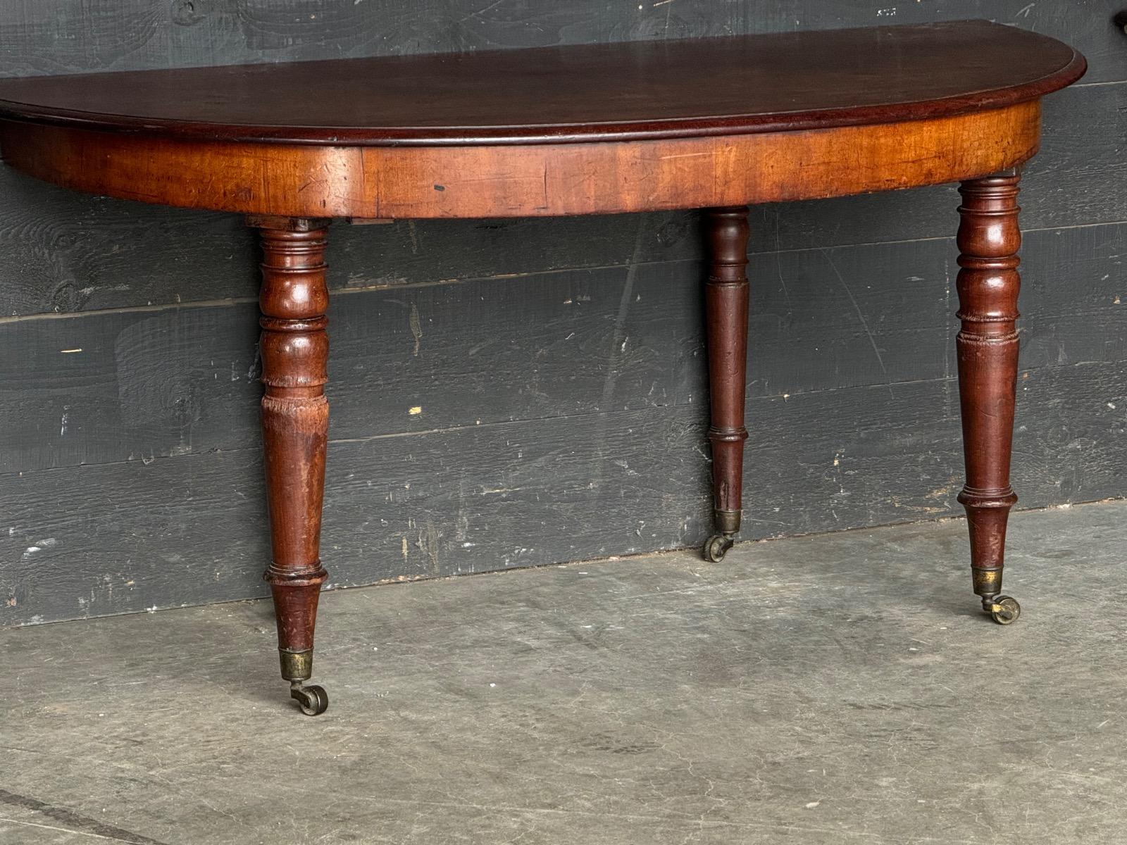 Pair of mahogany english console tables 
