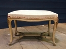 Repose pied peint Louis XV