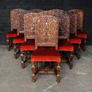 Série de 10 chaises renaissance en noyer