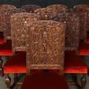 Série de 10 chaises renaissance en noyer